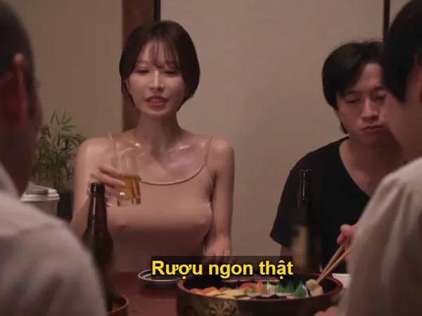Cô vợ gạ quan hệ cả gia đình chồng video